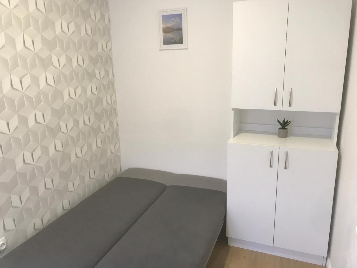 Kristina Apartman Free Parking Нови-Сад Экстерьер фото