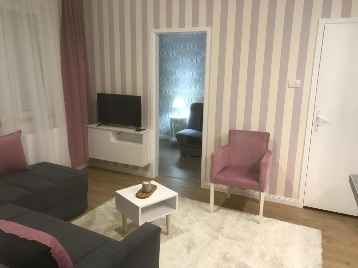 Kristina Apartman Free Parking Нови-Сад Экстерьер фото
